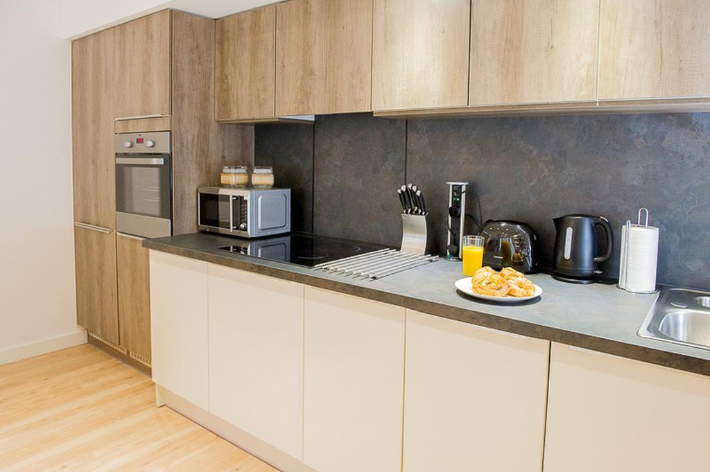 Stockley Apartments ウェストドライトン エクステリア 写真