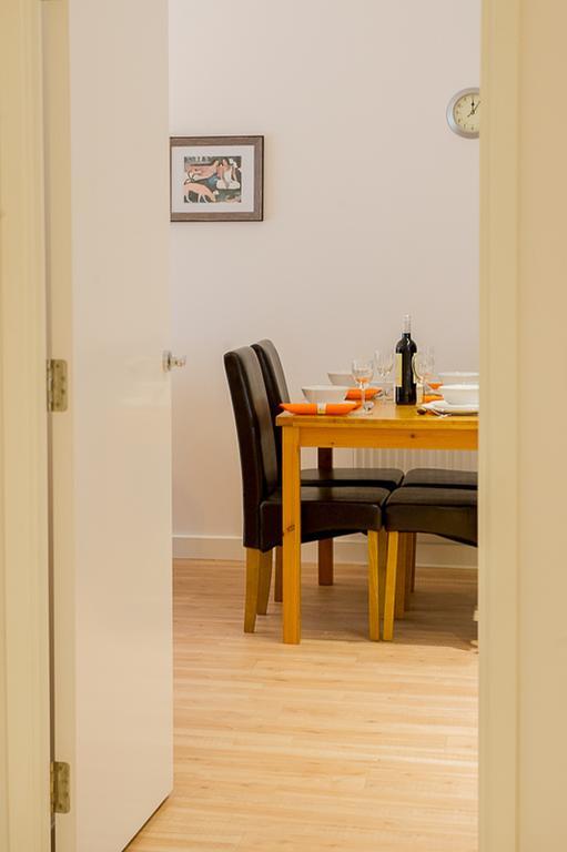 Stockley Apartments ウェストドライトン エクステリア 写真