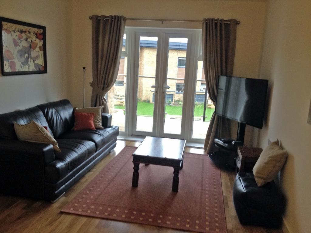 Stockley Apartments ウェストドライトン エクステリア 写真