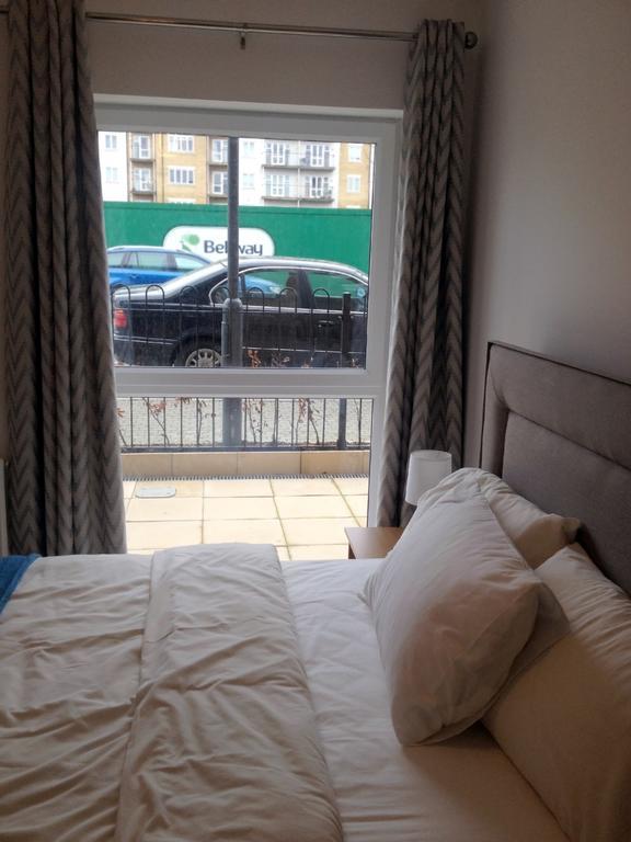 Stockley Apartments ウェストドライトン エクステリア 写真