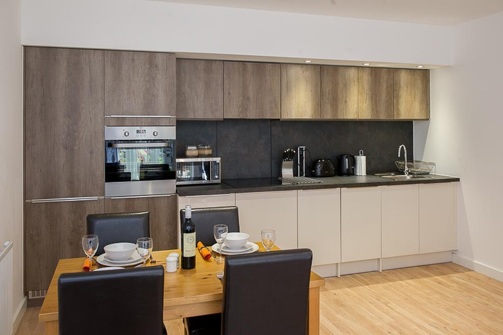 Stockley Apartments ウェストドライトン エクステリア 写真
